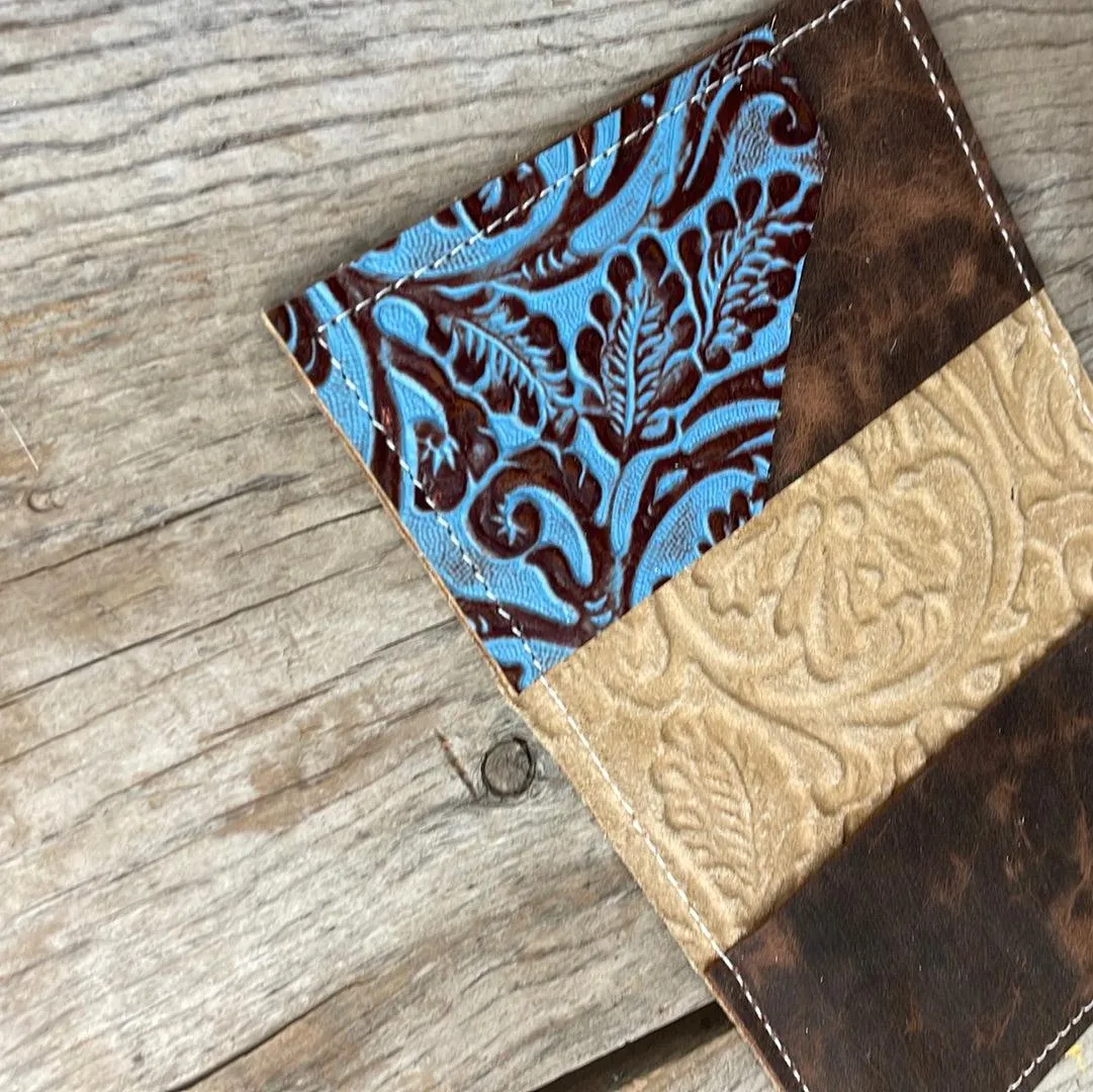 186 Passport Cover - No Hide w/ Blue Bonnet Tool