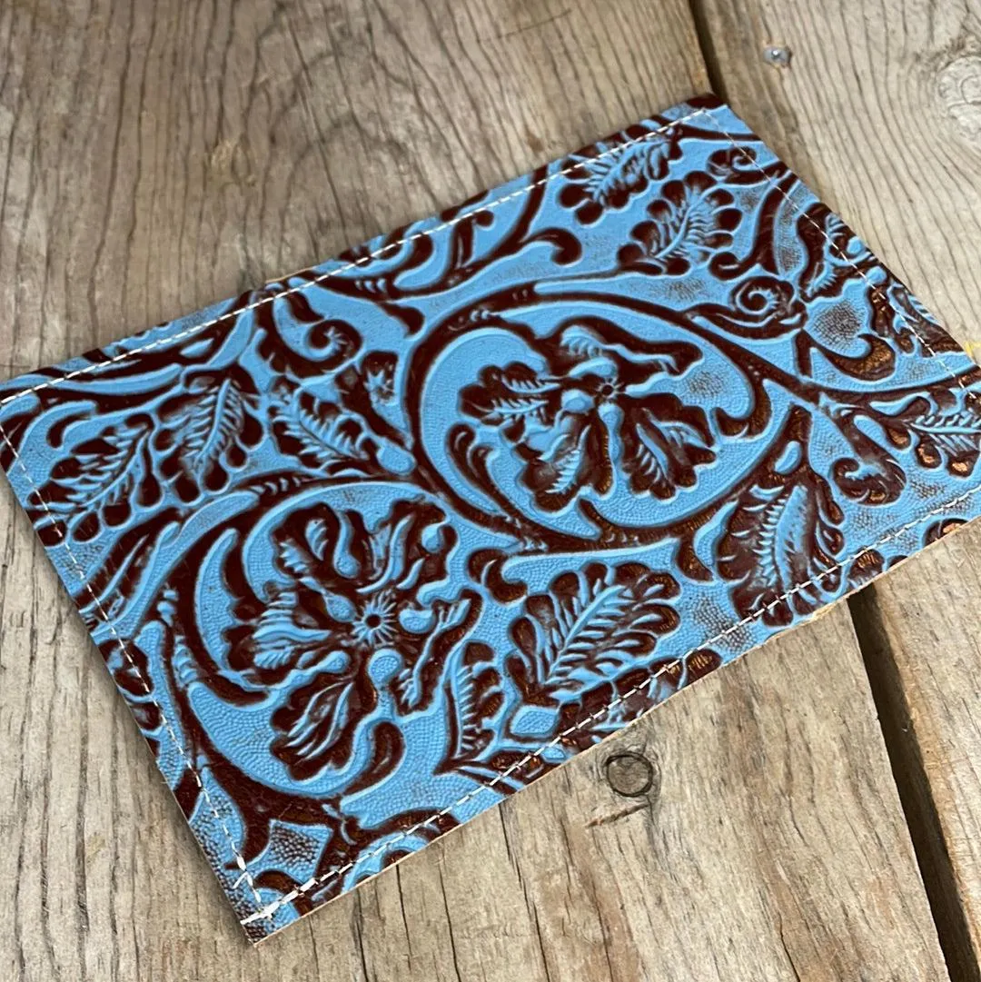 186 Passport Cover - No Hide w/ Blue Bonnet Tool