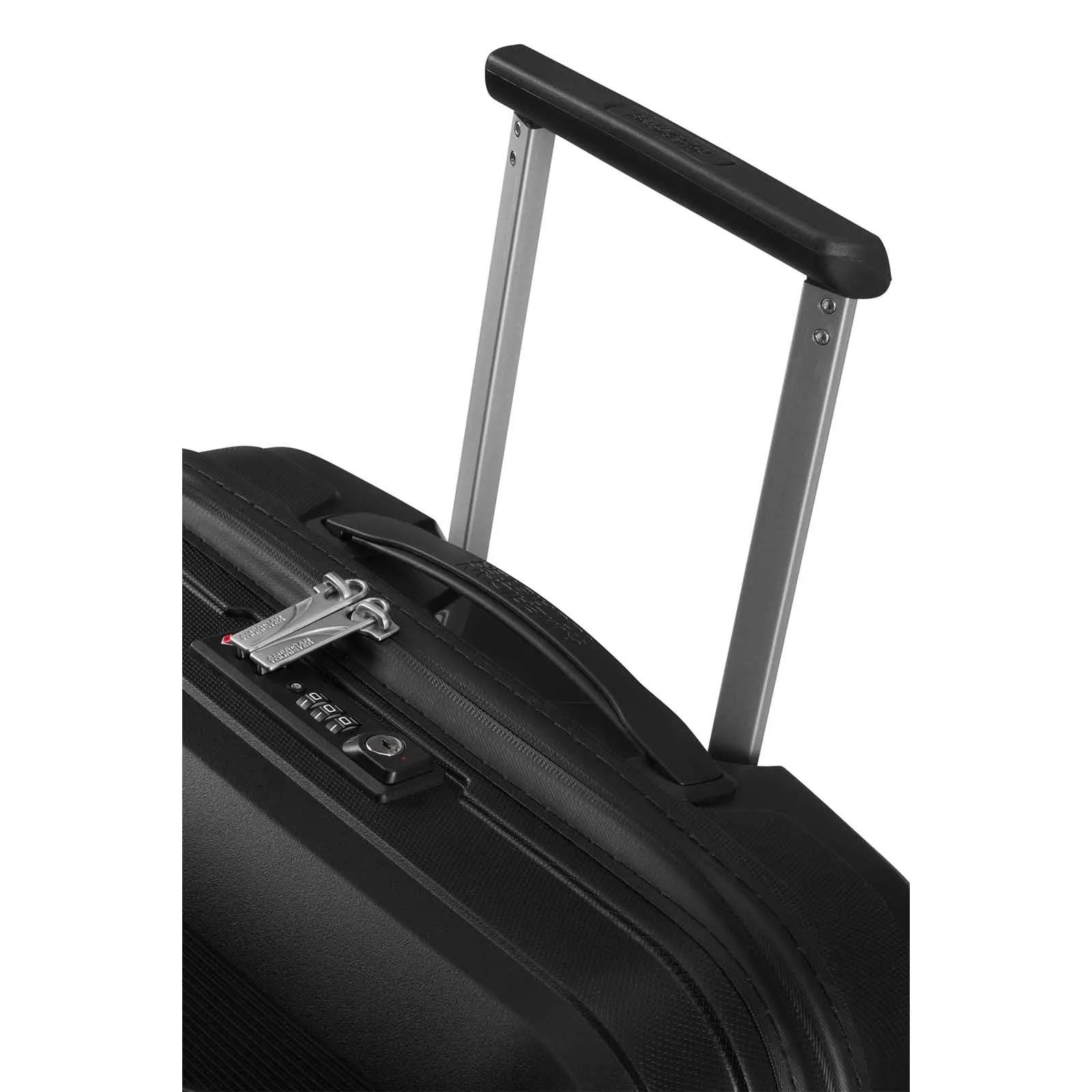 American Tourister Airconic 67cm Suitcase Onyx Black