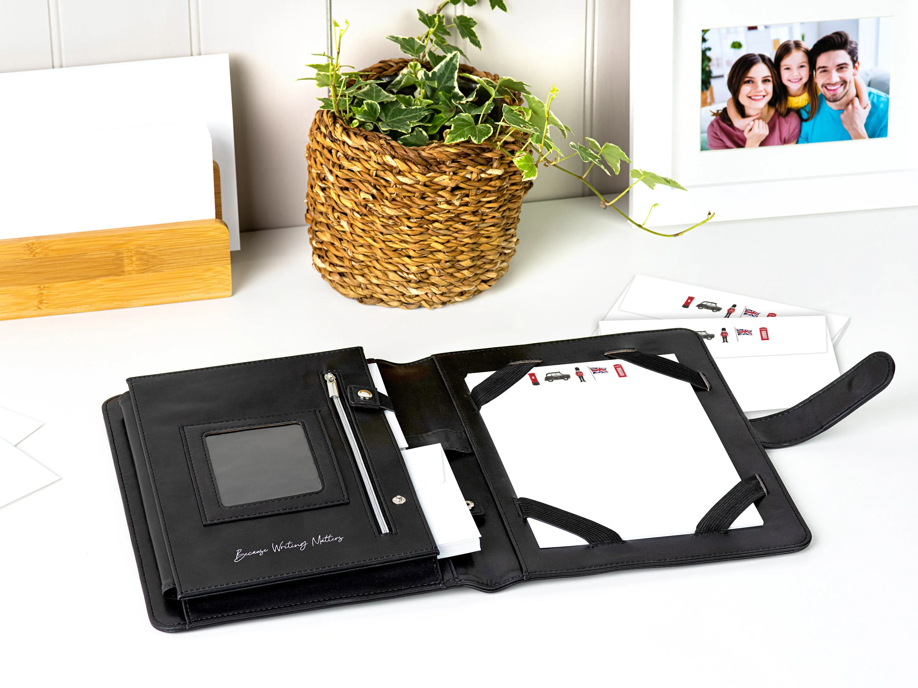 Beefeater Britain Letter Writing Set with Organiser