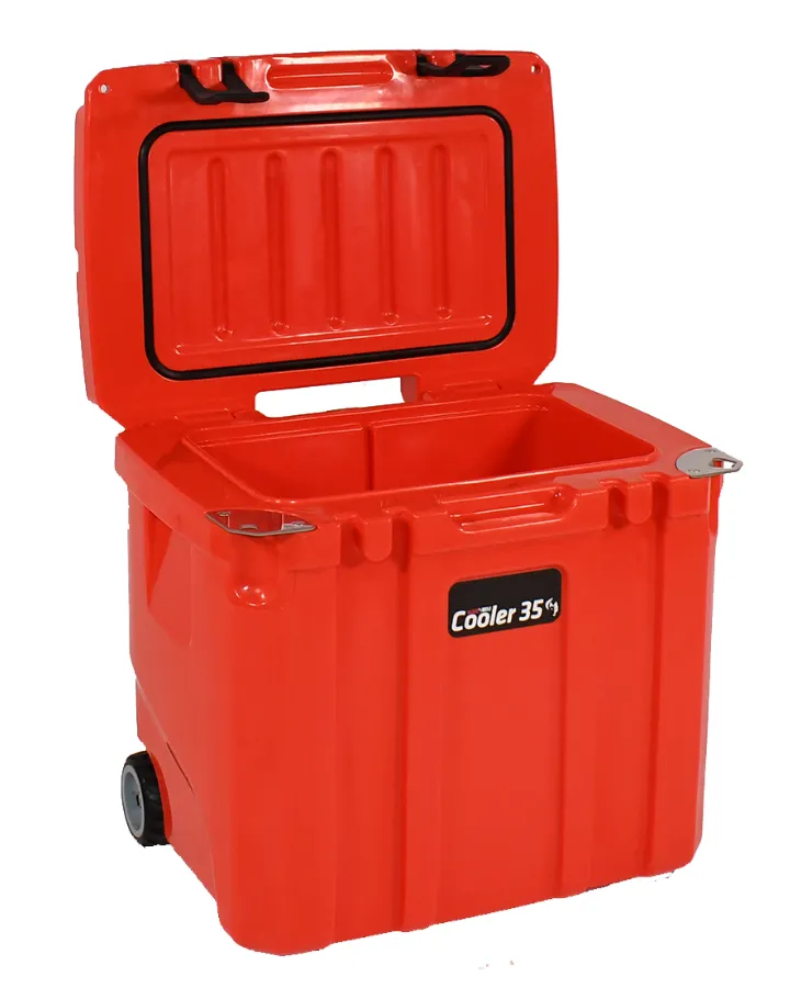 BlackWolf 35 Rolling Cooler