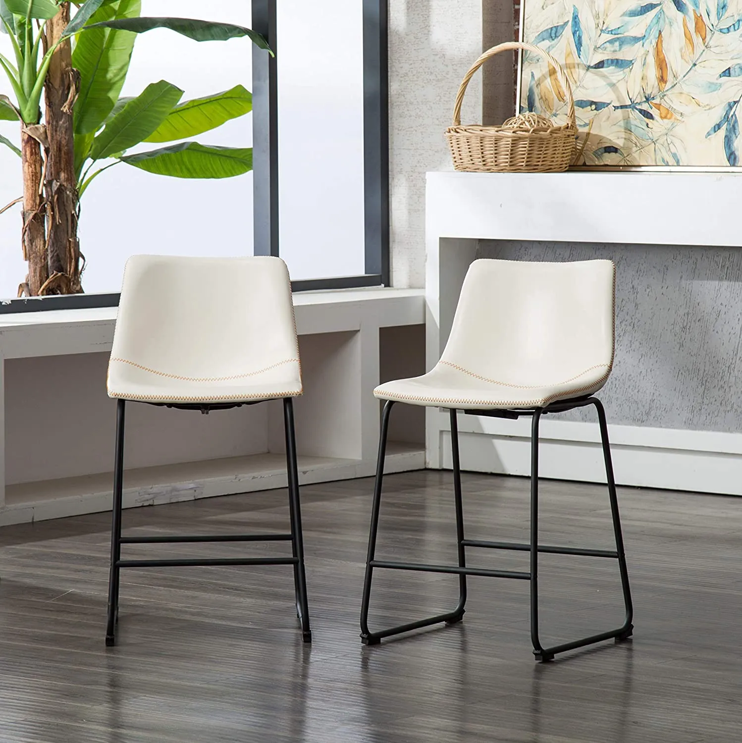 Brand new in box! Roundhill Furniture Lotusville Vintage PU Leather Counter Height Stools, Set of 2, White! Retails $438 