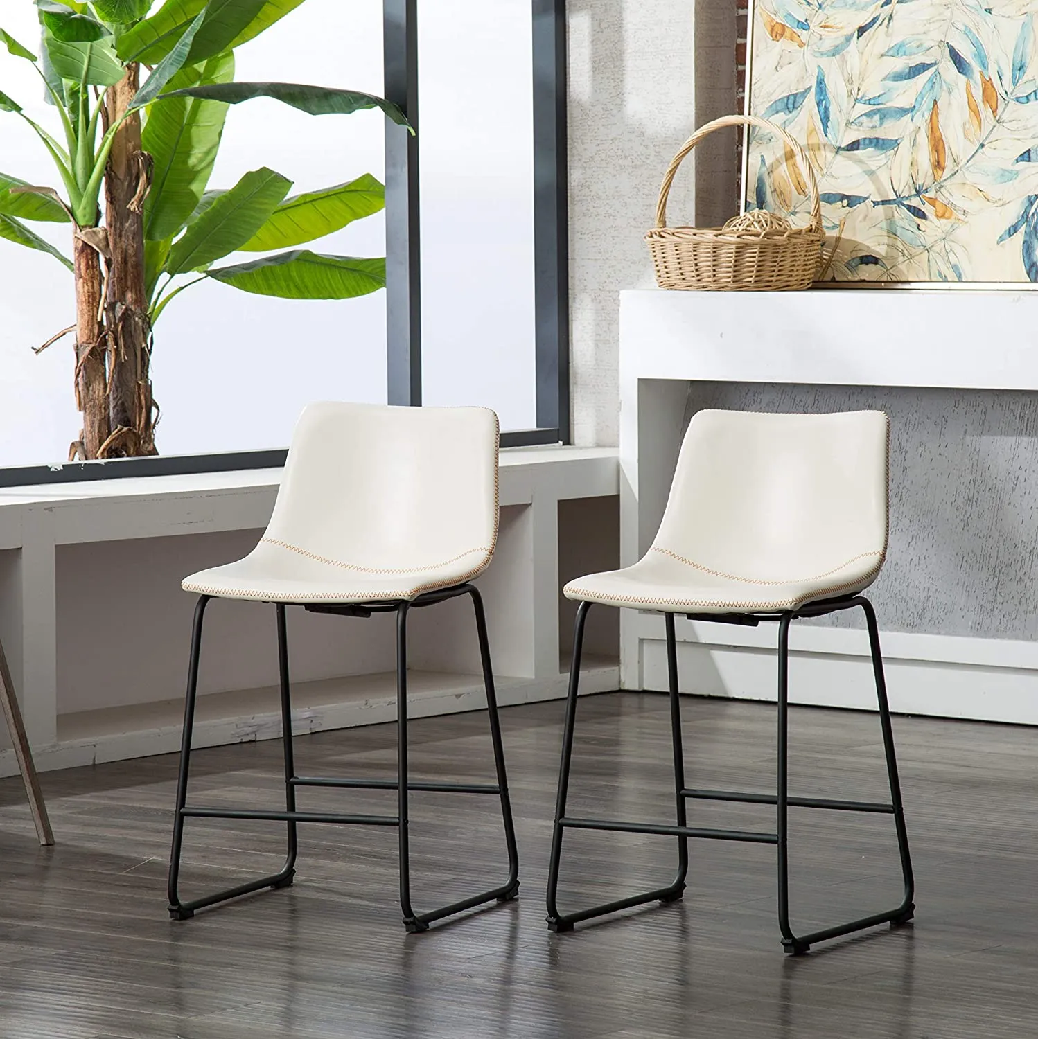 Brand new in box! Roundhill Furniture Lotusville Vintage PU Leather Counter Height Stools, Set of 2, White! Retails $438 