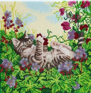CAK-A178M: "Playful Cat" 30x30cm Crystal Art Kit 30x30cm Crystal Art Kit