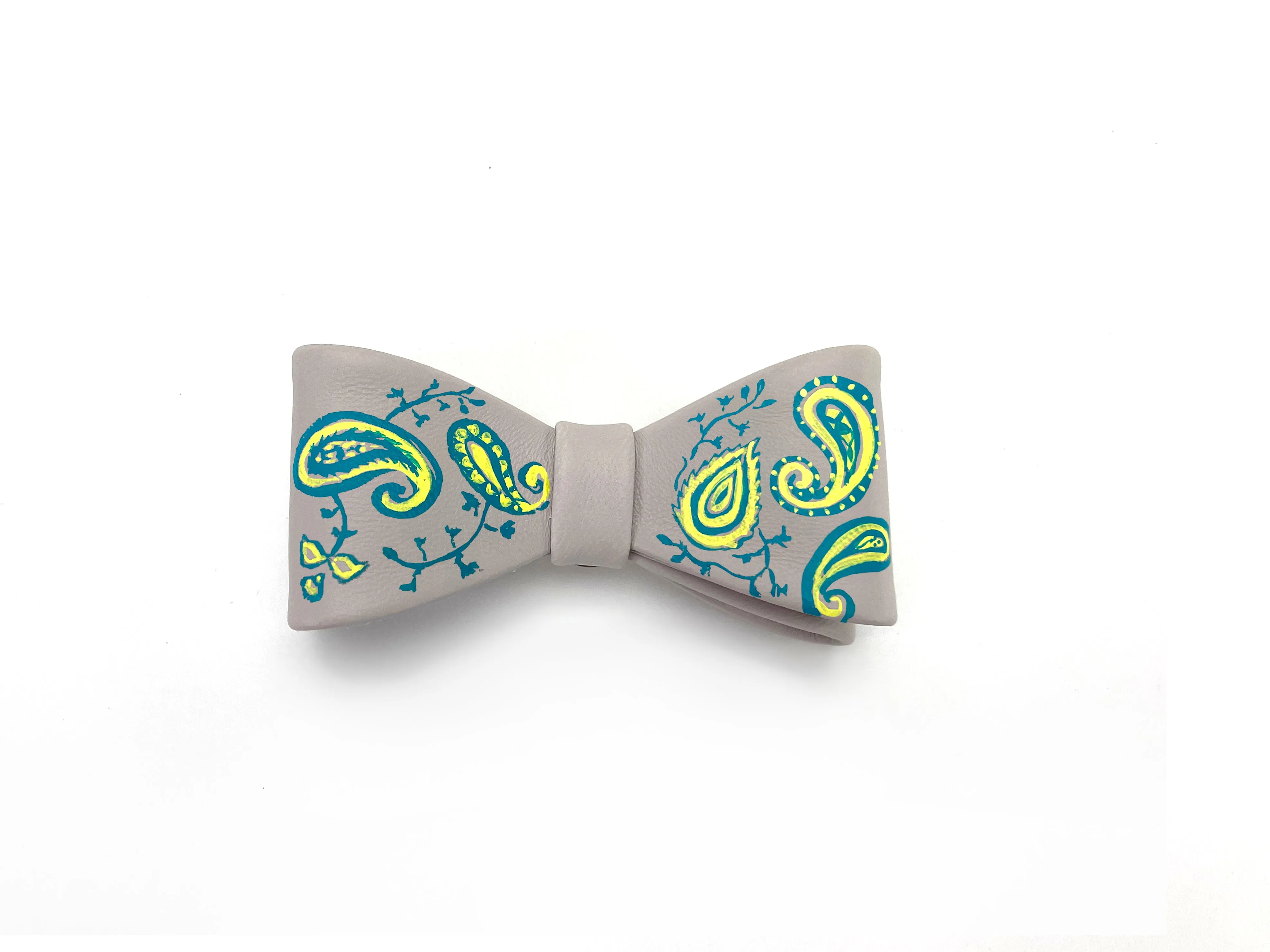 Capri Bow