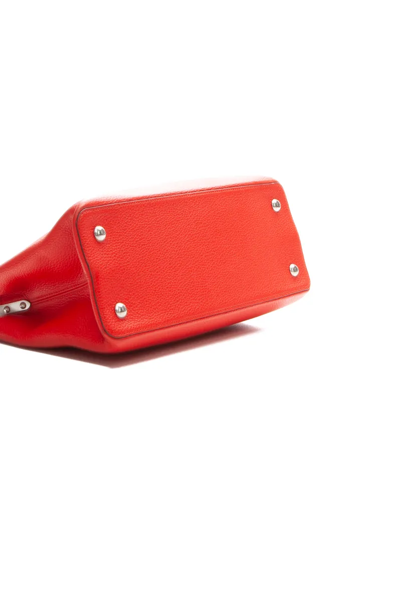 Capucines MM Bag