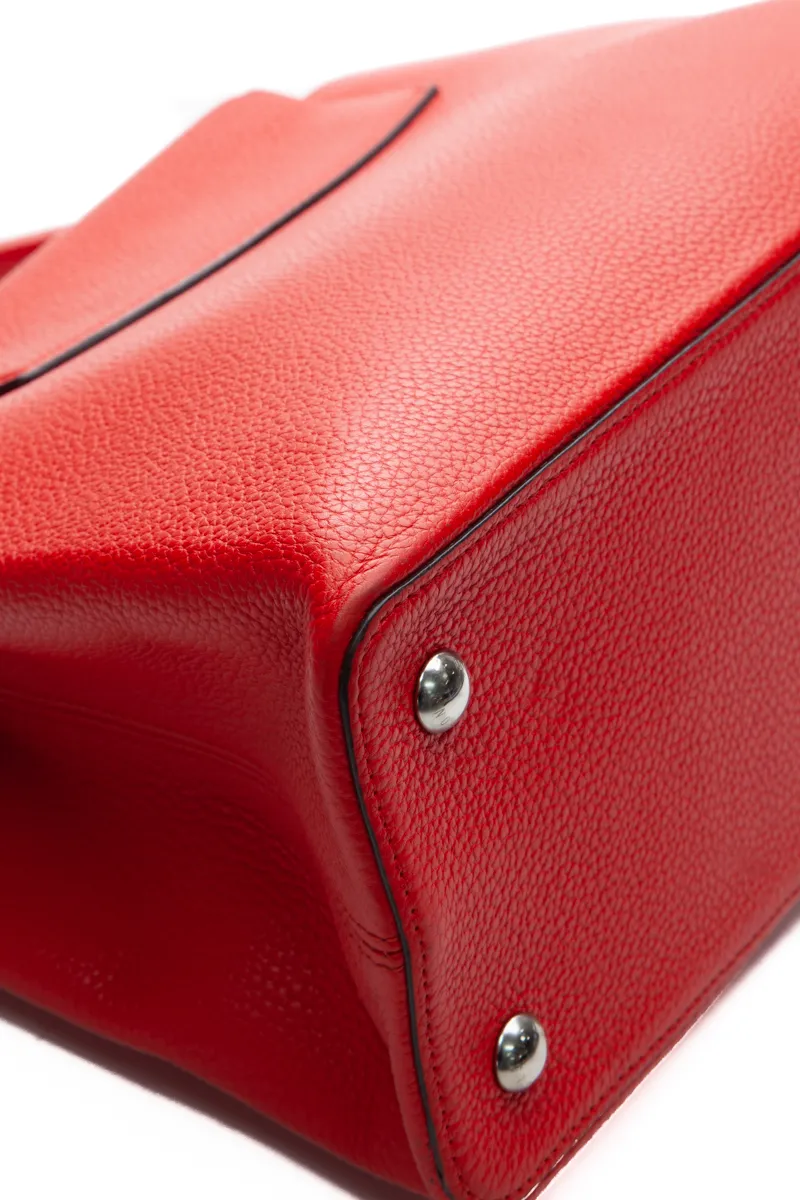 Capucines MM Bag