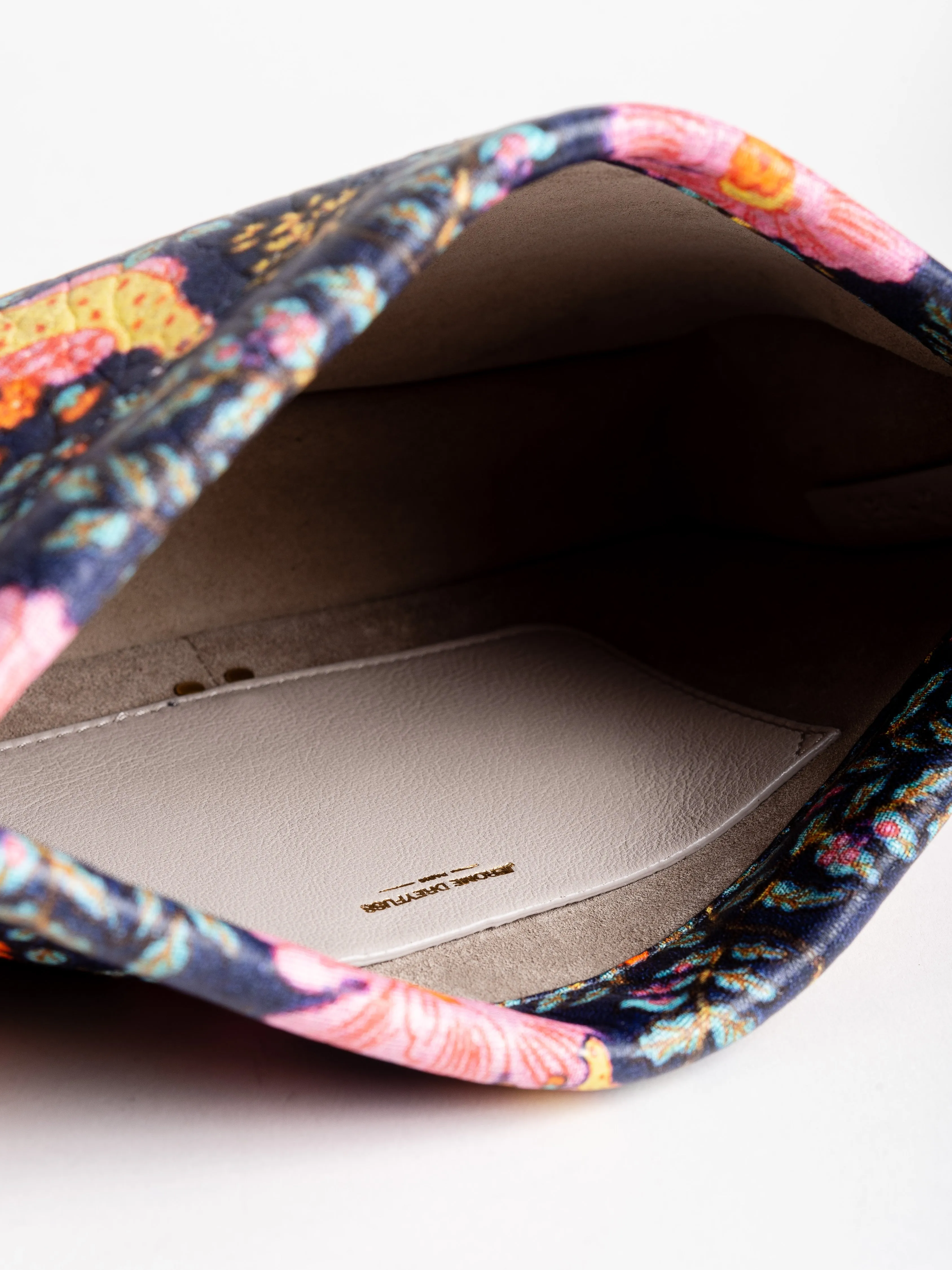 clic clac clutch - print india