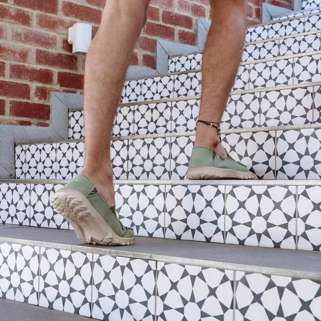 Couch Classic Canvas Mid-Green