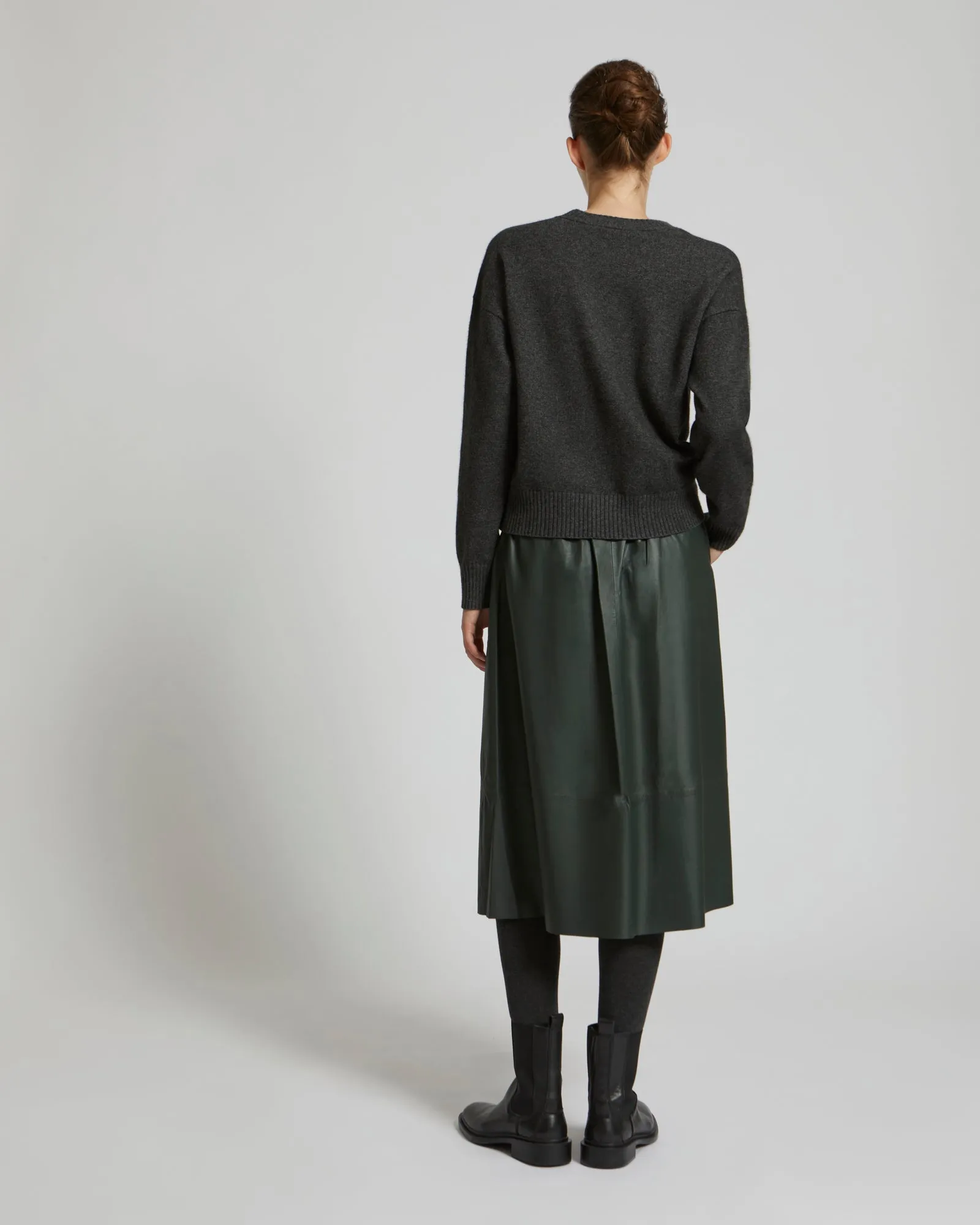 Flared skirt in lamb leather