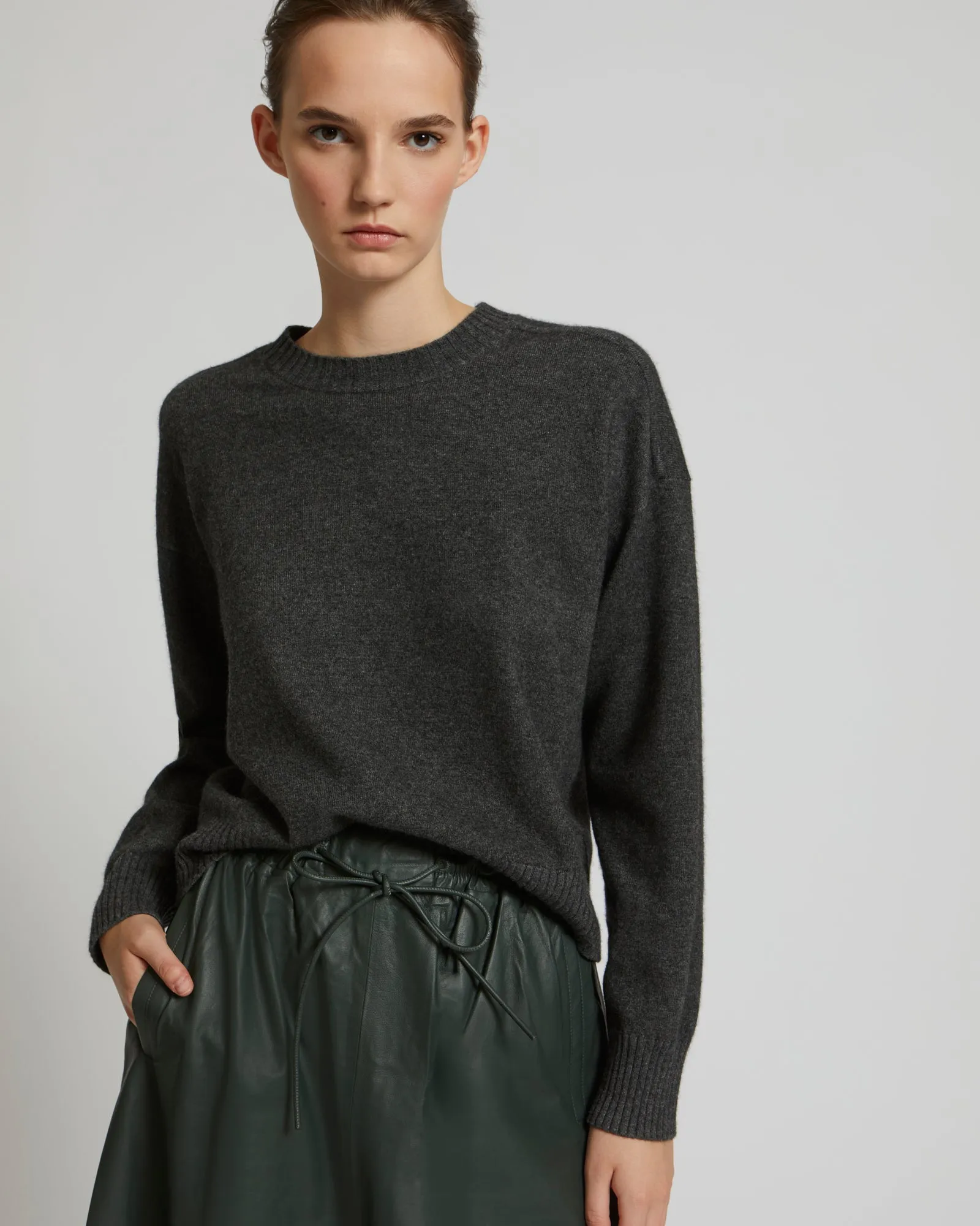 Flared skirt in lamb leather