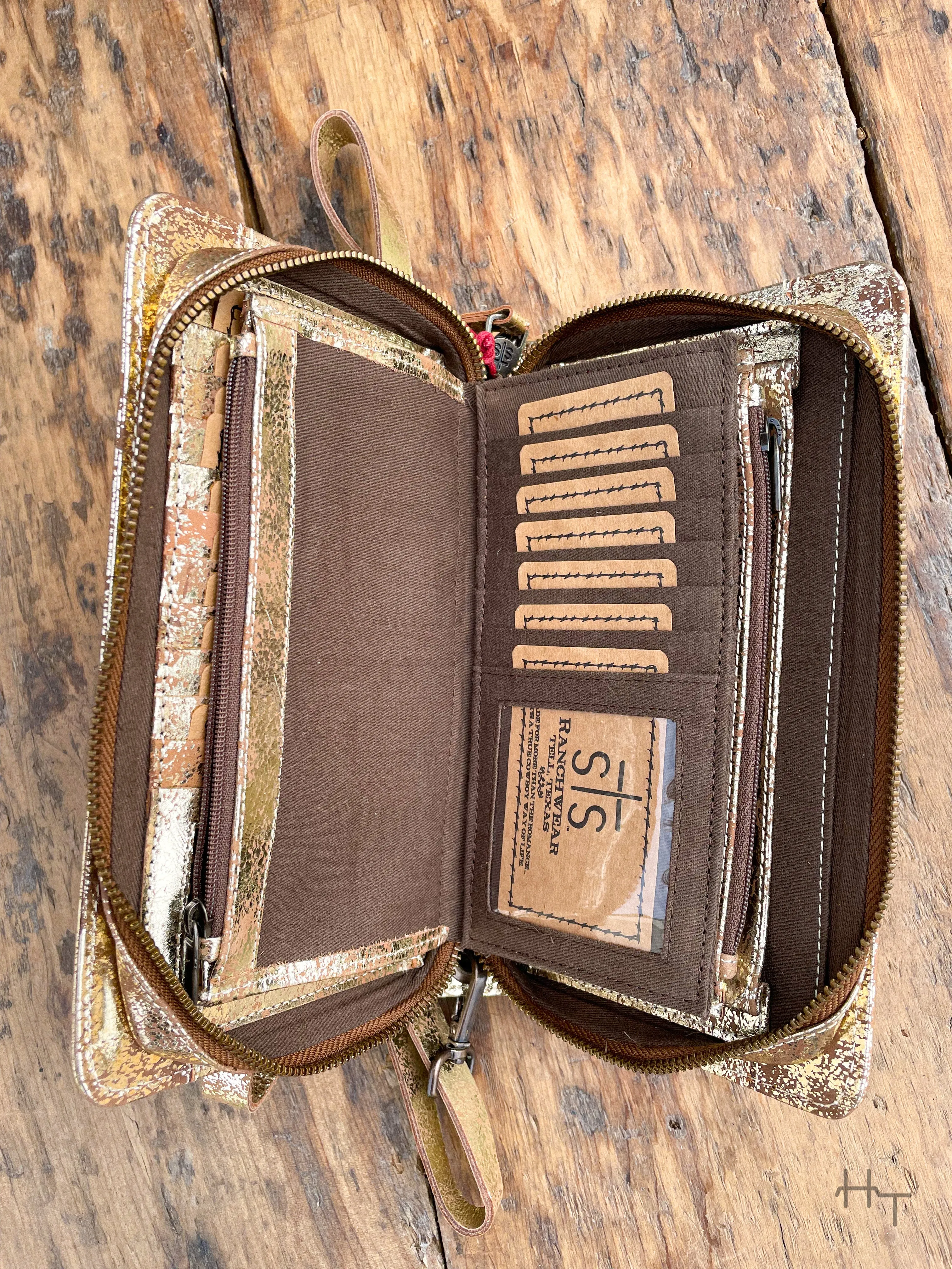 Flaxen Roan Evie Organizer