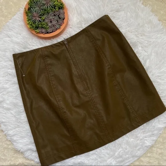Free People Faux Leather Mini Skirt Size 2
