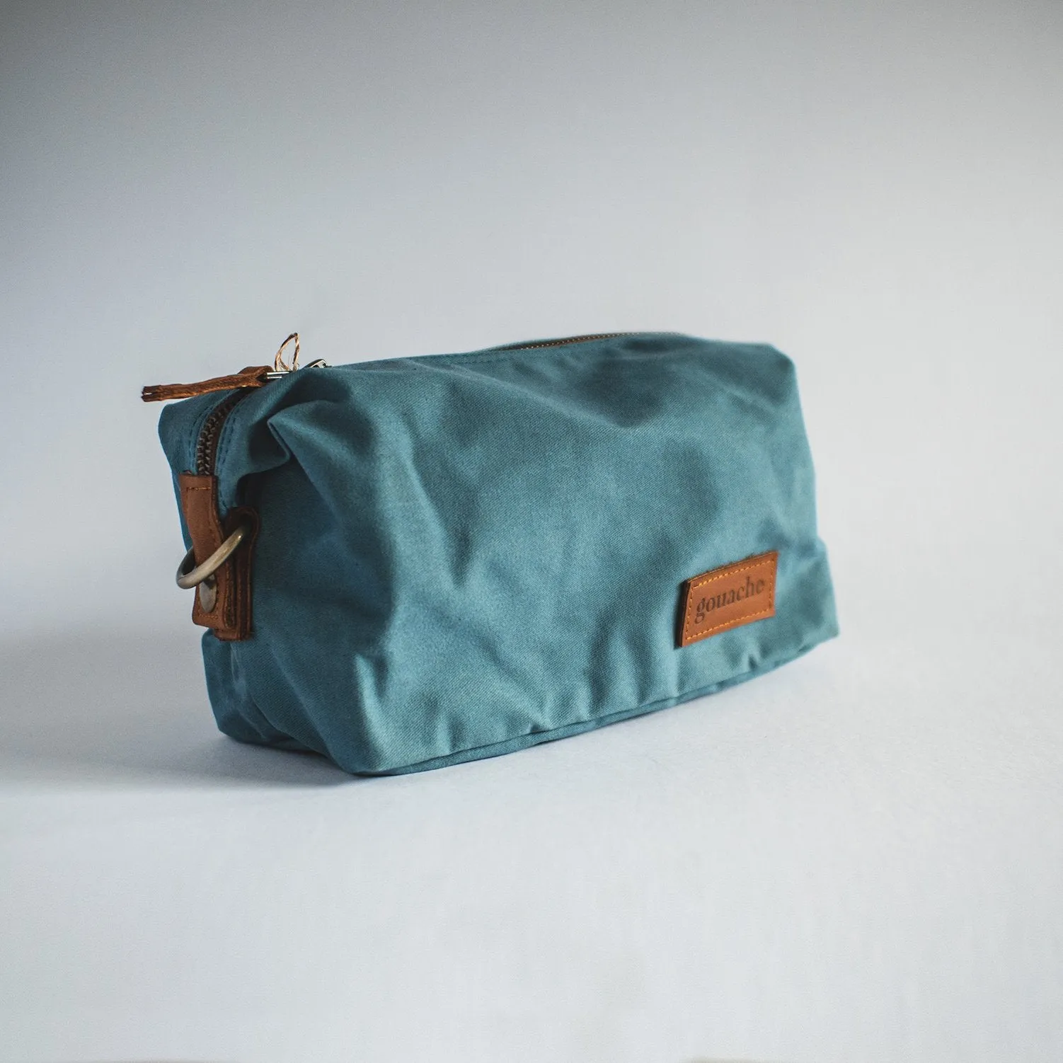 Gouache Sweeney Waxed Canvas Dopp Kit