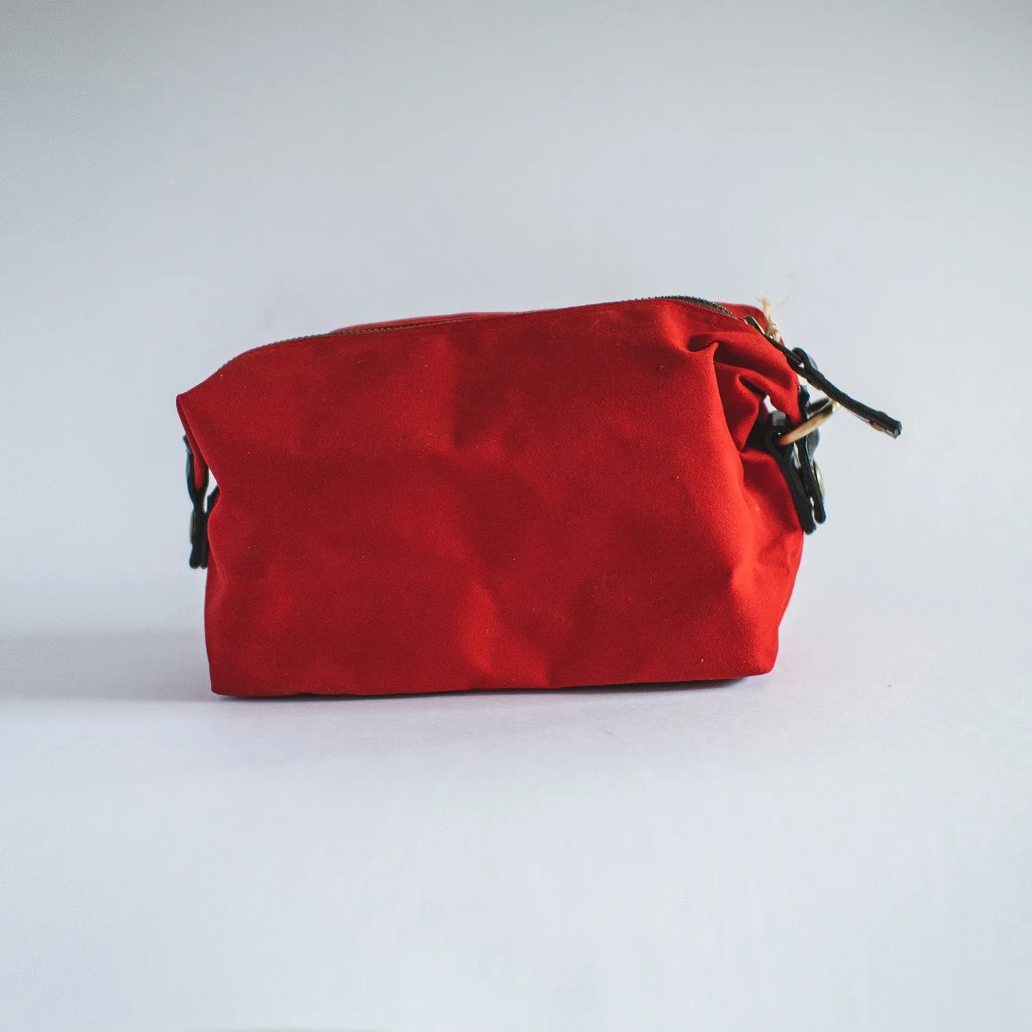 Gouache Sweeney Waxed Canvas Dopp Kit