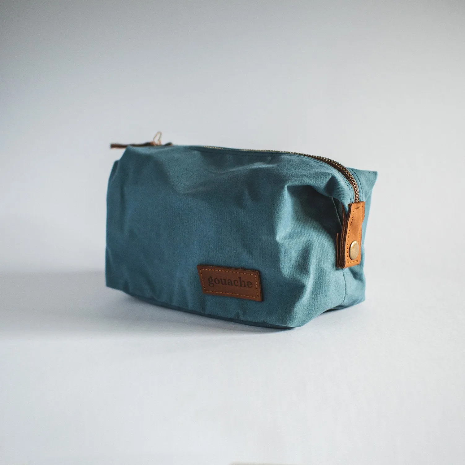 Gouache Sweeney Waxed Canvas Dopp Kit