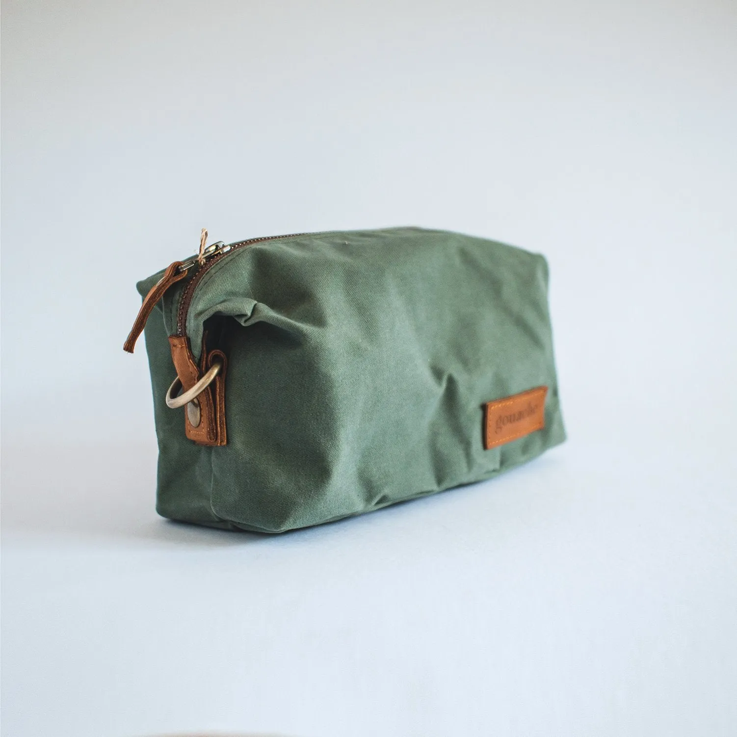 Gouache Sweeney Waxed Canvas Dopp Kit