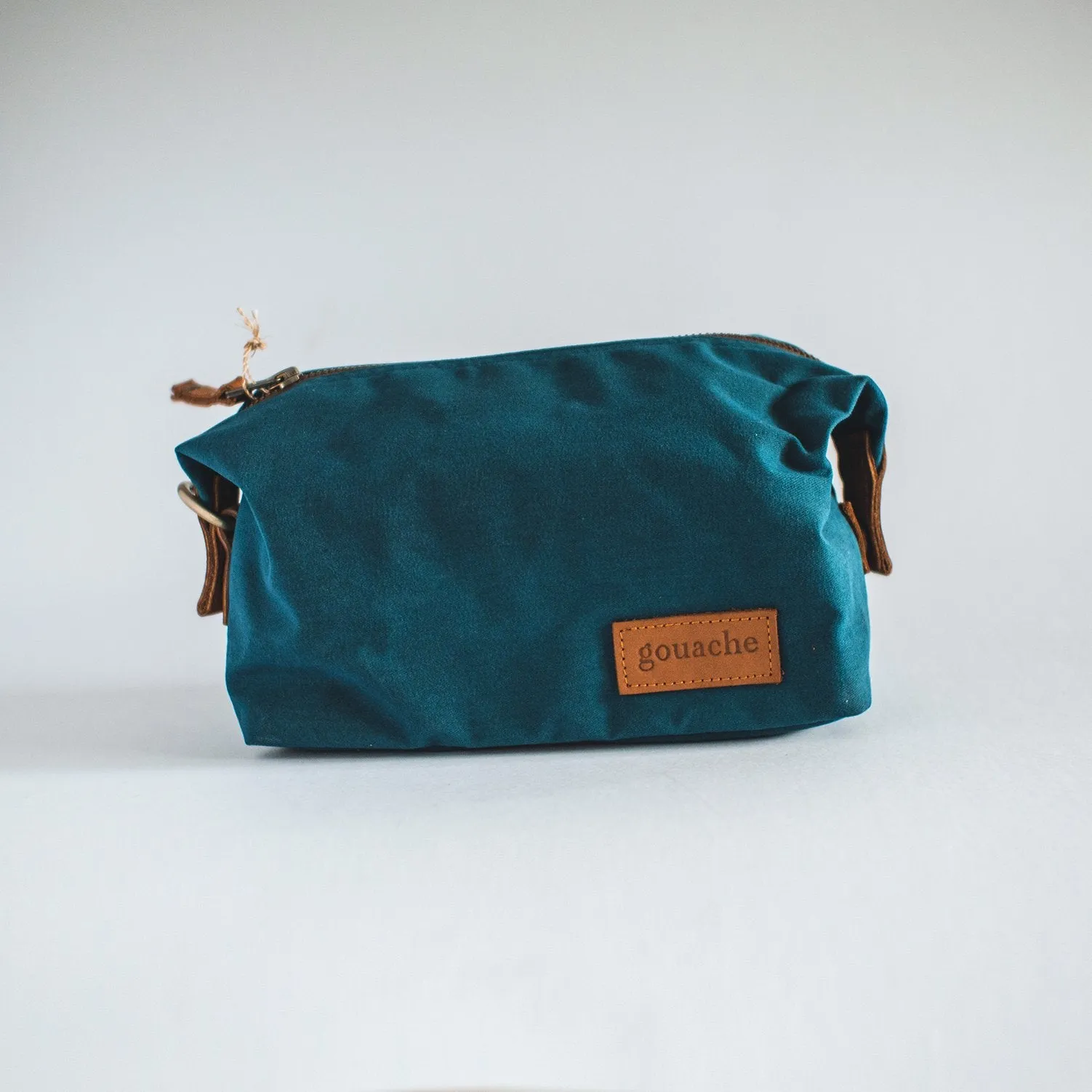 Gouache Sweeney Waxed Canvas Dopp Kit