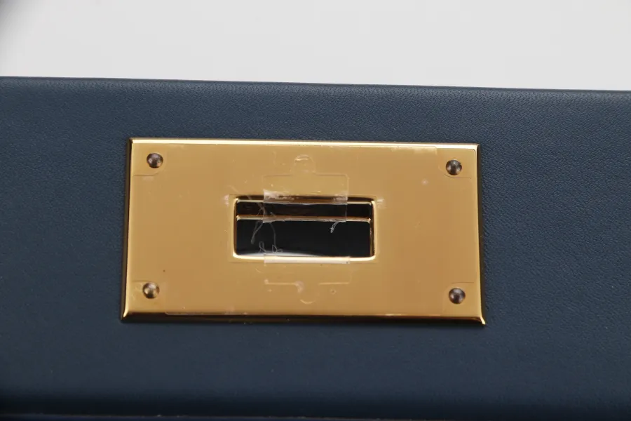 HERMES 24-24 29CM DEEP BLUE TAURILLON MAURICE VEAU SWIFT LEATHER GOLD HARDWARE STAMP Z (2021)  WITH STRAP, DUST COVER AND BOX