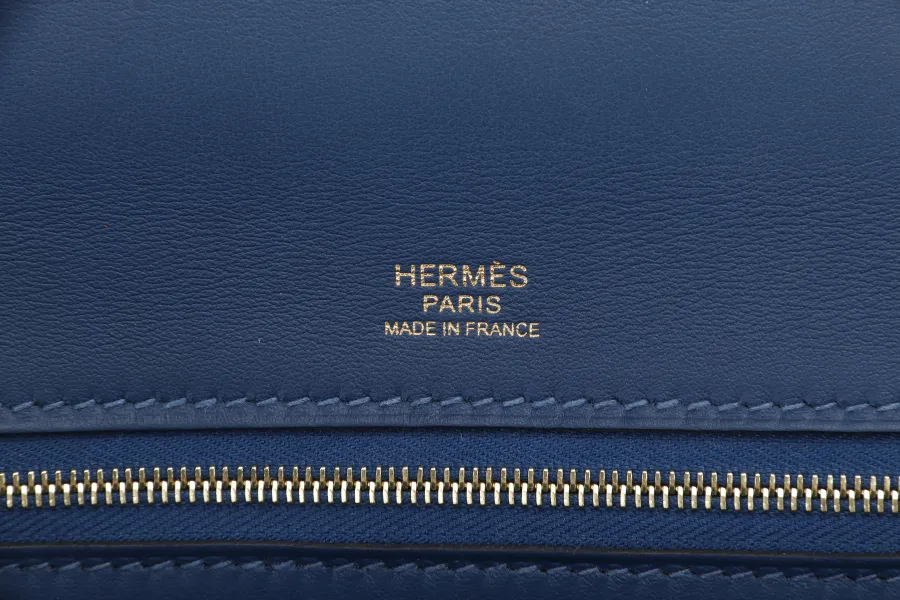 HERMES 24-24 29CM DEEP BLUE TAURILLON MAURICE VEAU SWIFT LEATHER GOLD HARDWARE STAMP Z (2021)  WITH STRAP, DUST COVER AND BOX