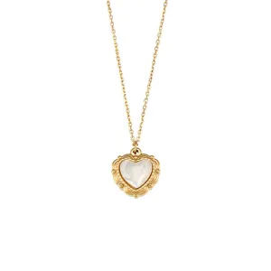 High-grade Love Light Luxury Pendant Jewelry Stainless Steel 18k Gold Plating Vintage Shell Love Necklace