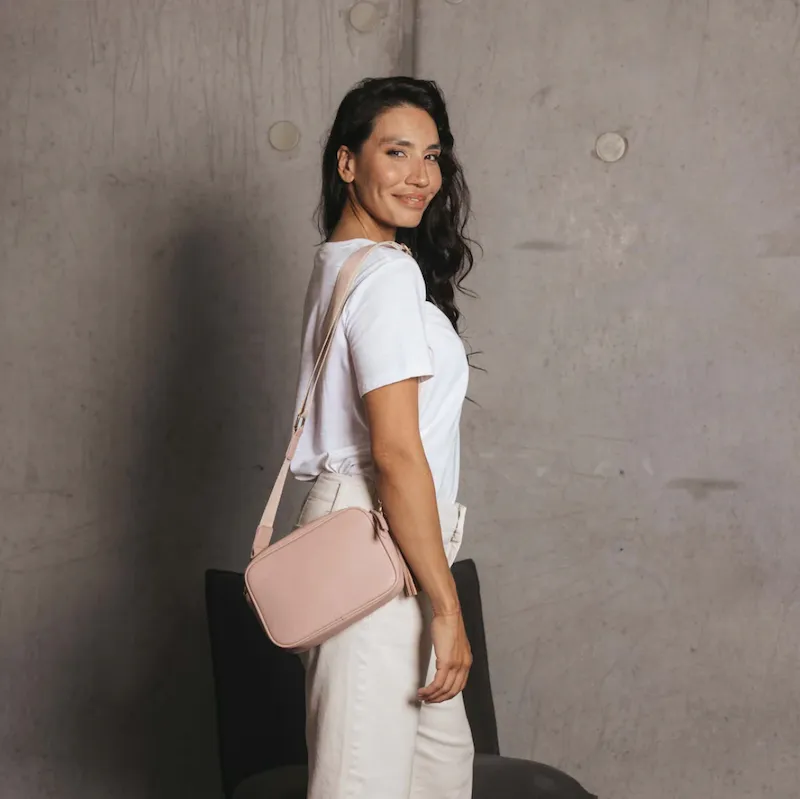 Indie Crossbody Bag - Pink