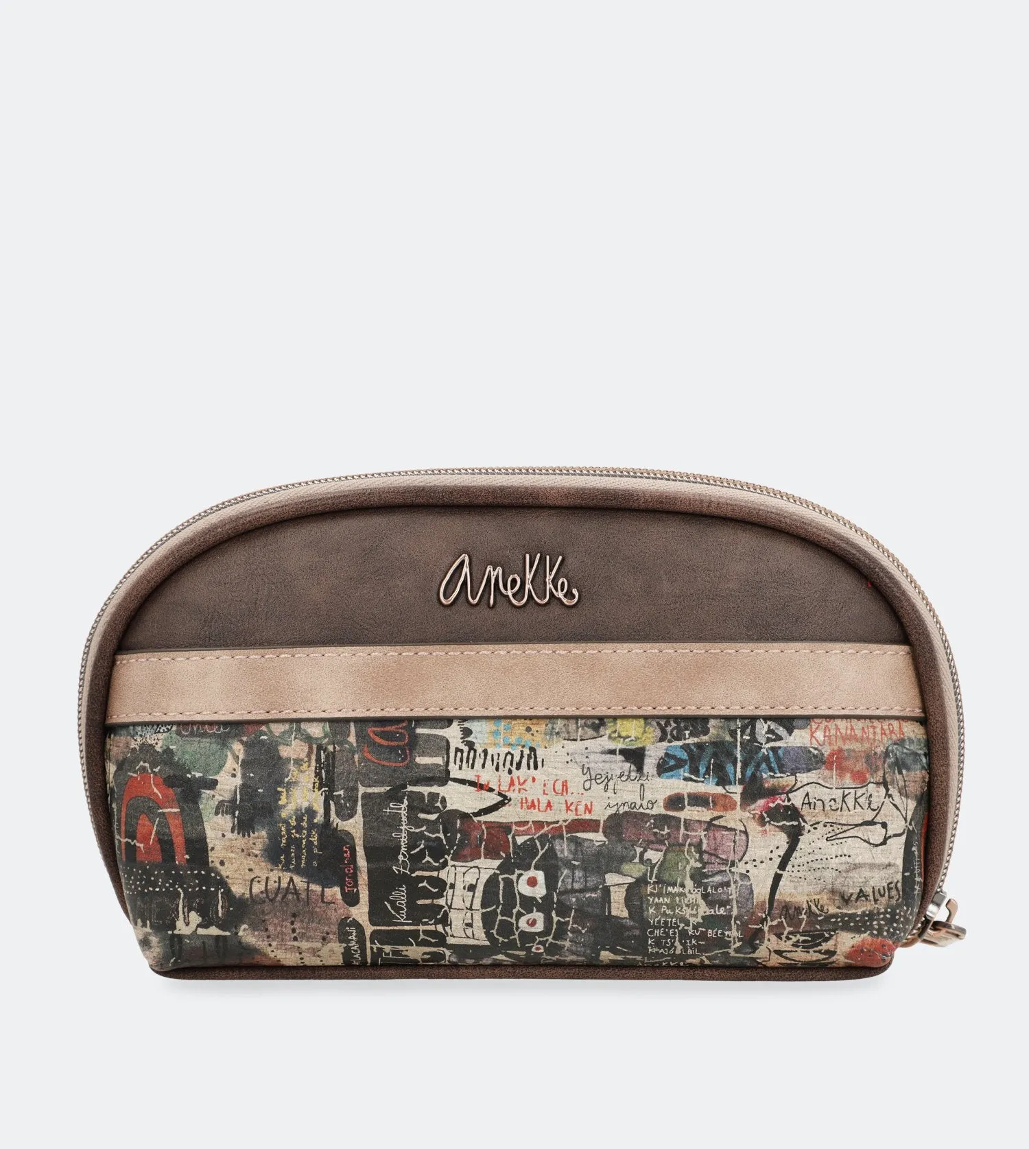 Ixchel toiletry bag with a zip