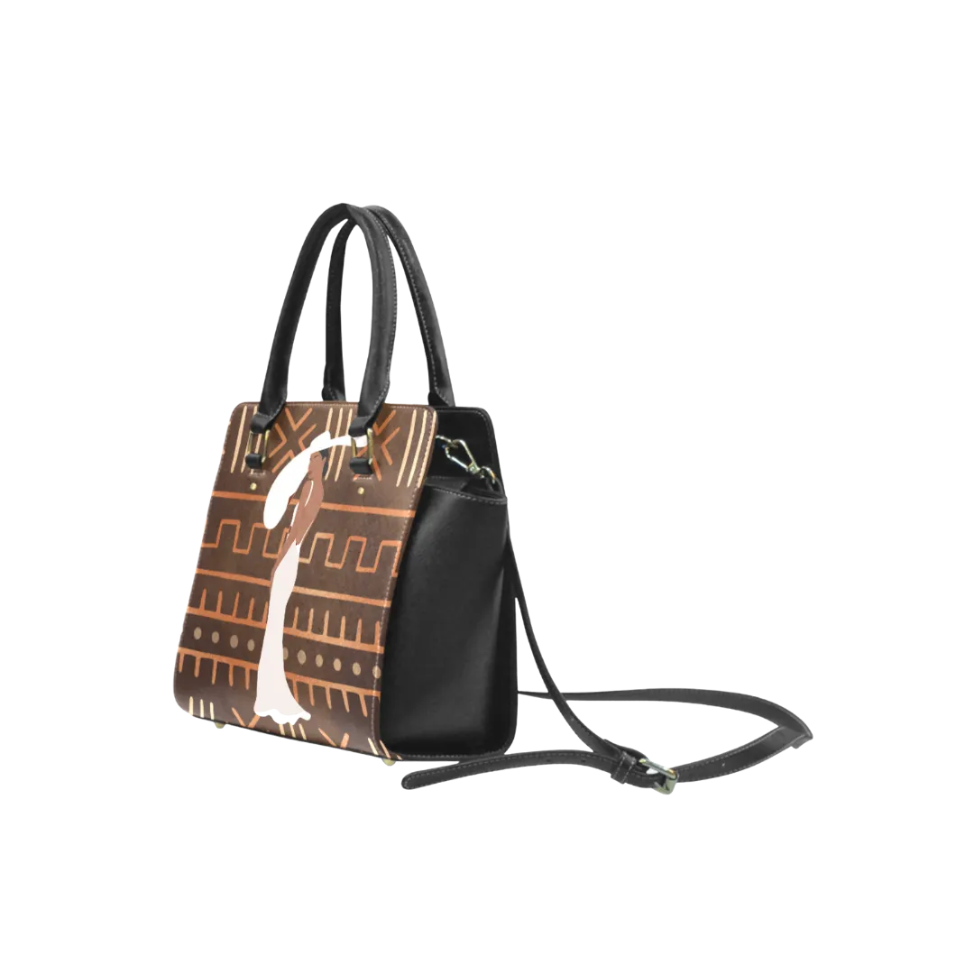 Lady in White Classic Shoulder Handbag