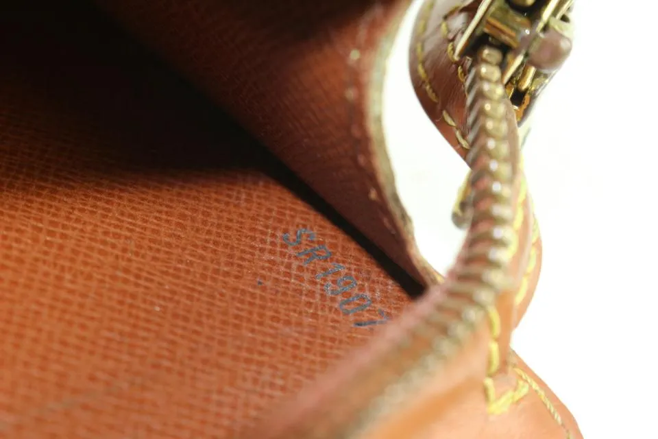 Louis Vuitton Brown Epi Leather Pochette Homme Clutch Bag 47lvs723