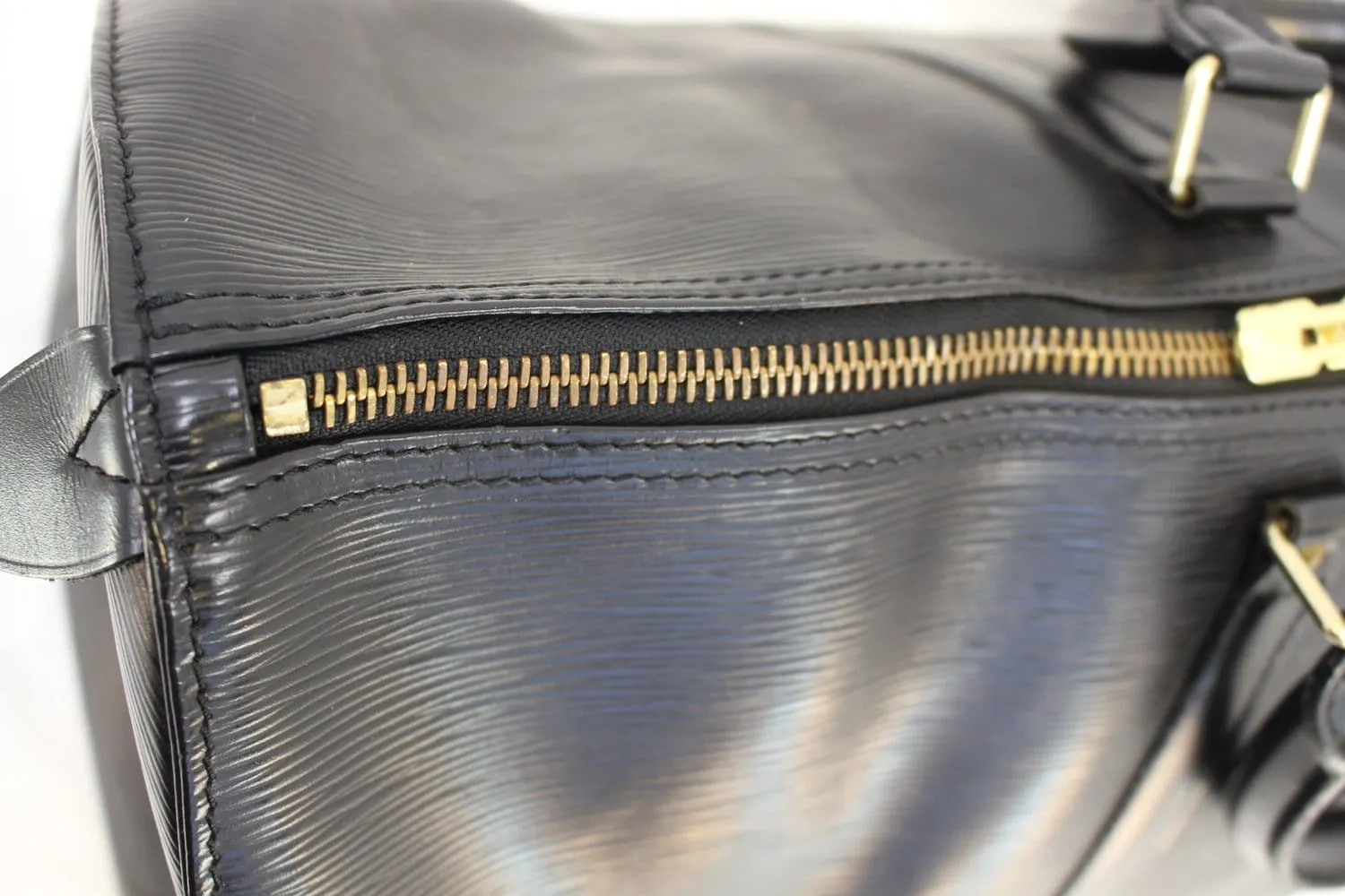 LOUIS VUITTON Epi Leather Black Keepall 50 Boston Bag