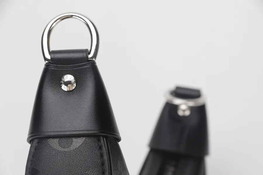 LOUIS VUITTON LOOP BLACK MONOGRAM SILKSCREEN PRINT (M11267) CALFSKIN SILVER HARDWARE WITH CHAIN , LEATHER STRAP, DUST COVER AND BOX