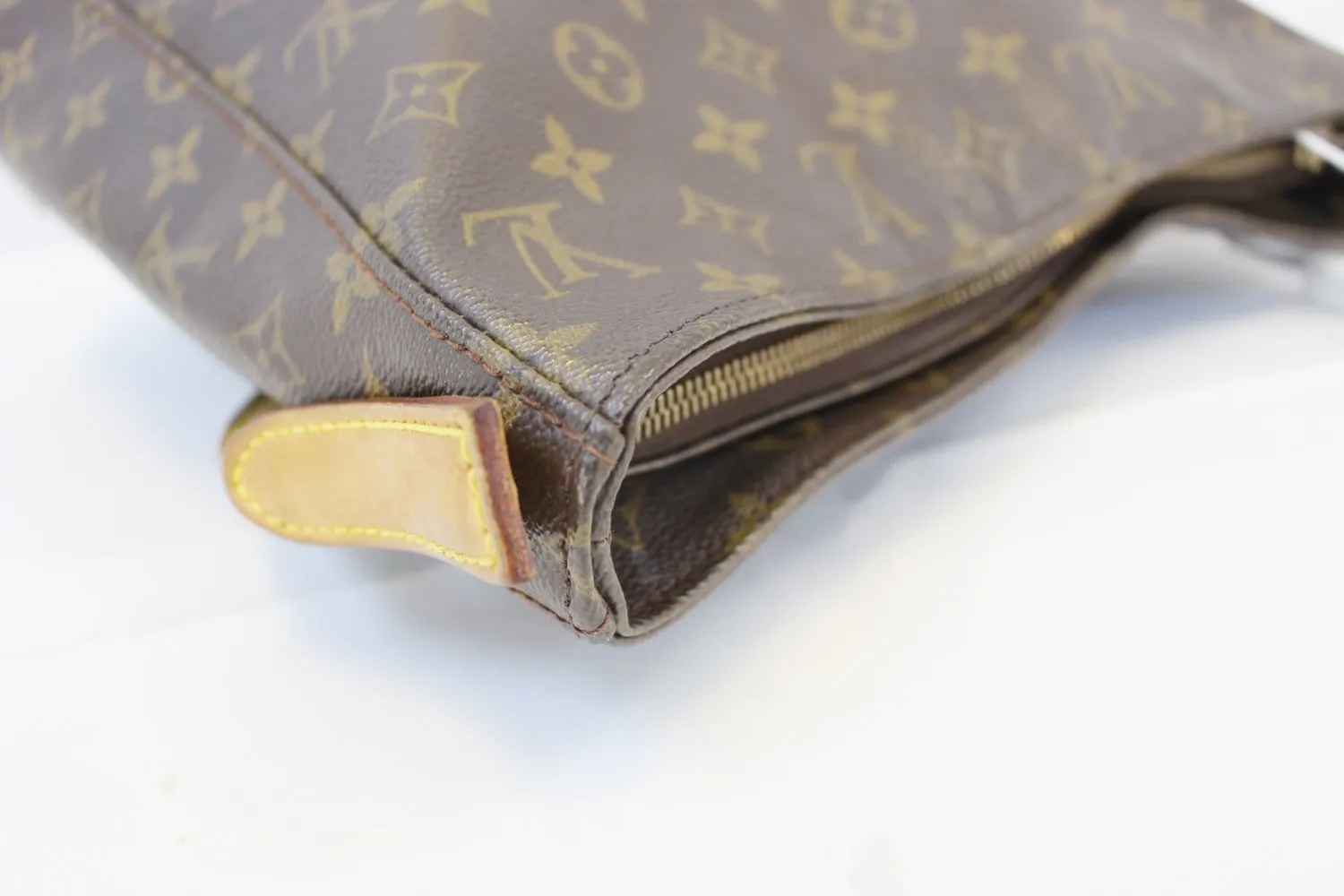 LOUIS VUITTON Monogram Canvas Looping GM Bag