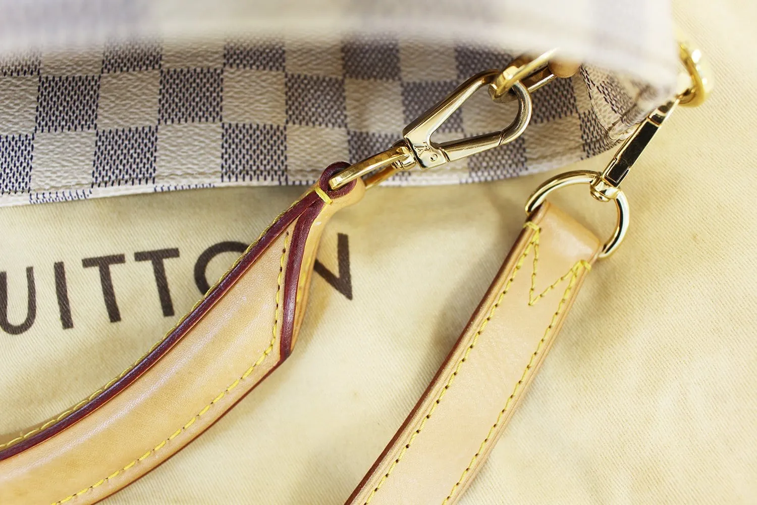 LOUIS VUITTON Soffi  Damier Azur Canvas White Shoulder Handbag