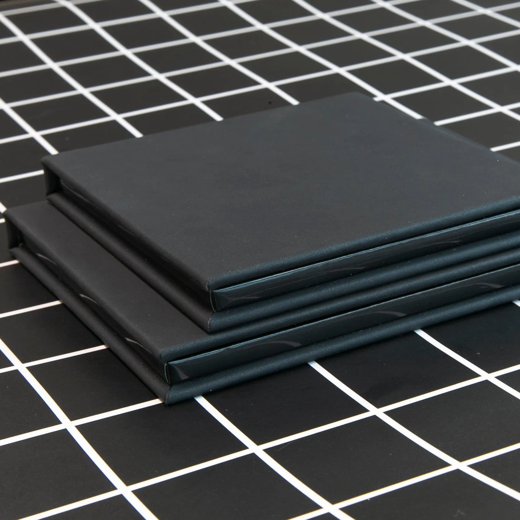 LUXURY PU Leather Palette (Empty)