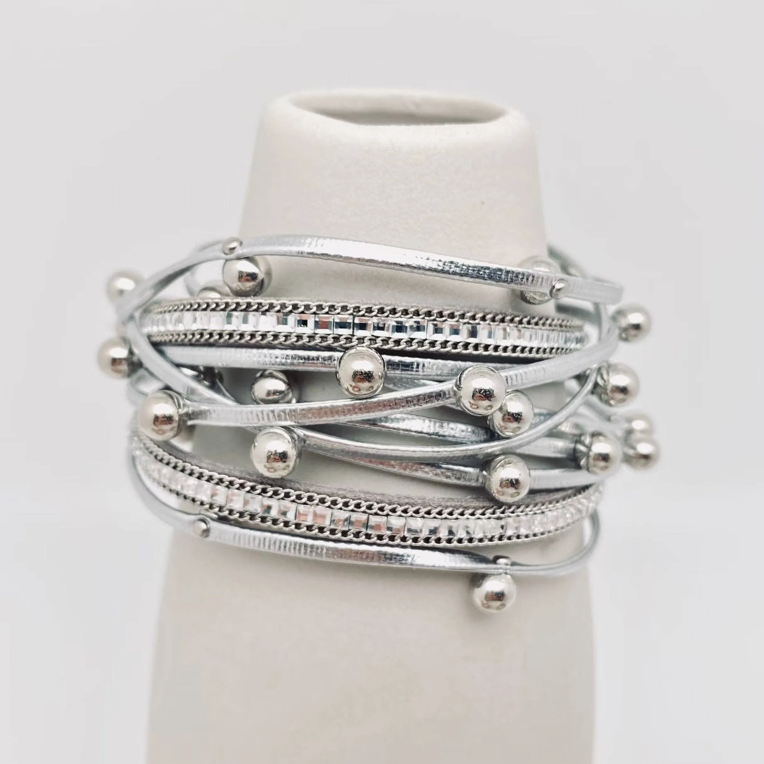Metal Beads Pearl Multi-Layer PU Leather Bracelet: Silver   Pearl