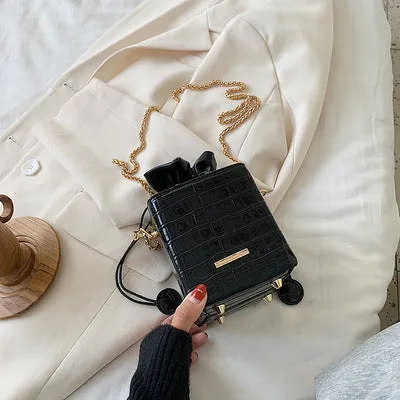 New Trendy One-Shoulder Messenger Bag Fashion Chain Bag