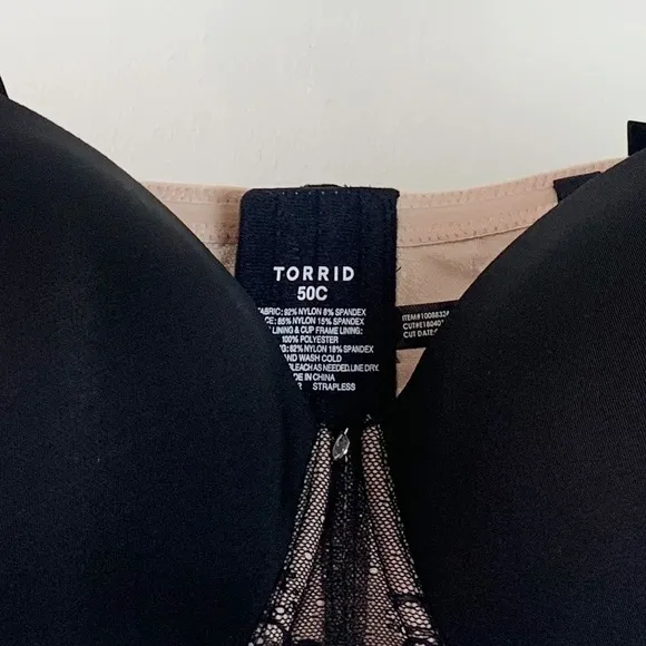 NWT Torrid Black Microfiber Lightly Lined Multi-way Convertible Strapless Bra