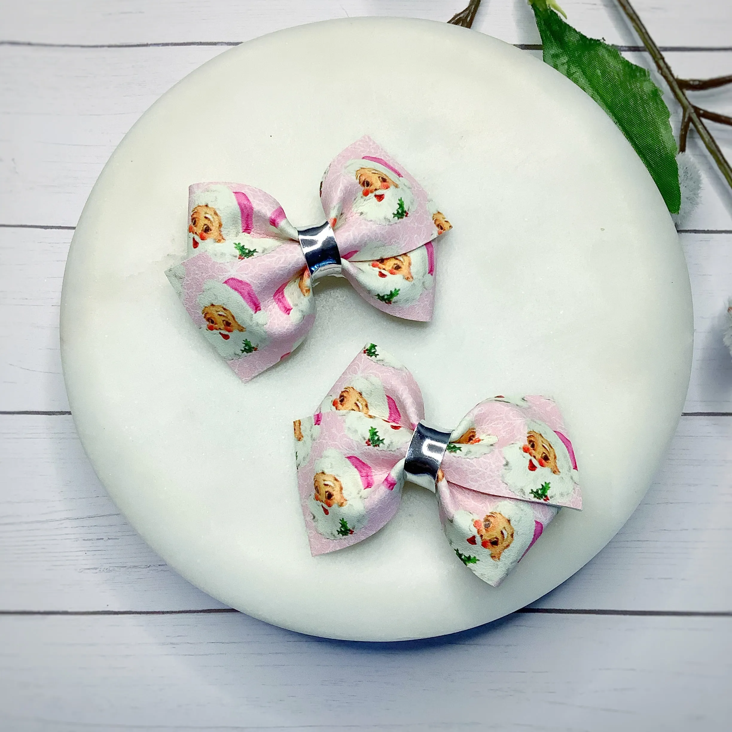 Pink Santa Twist Piggies