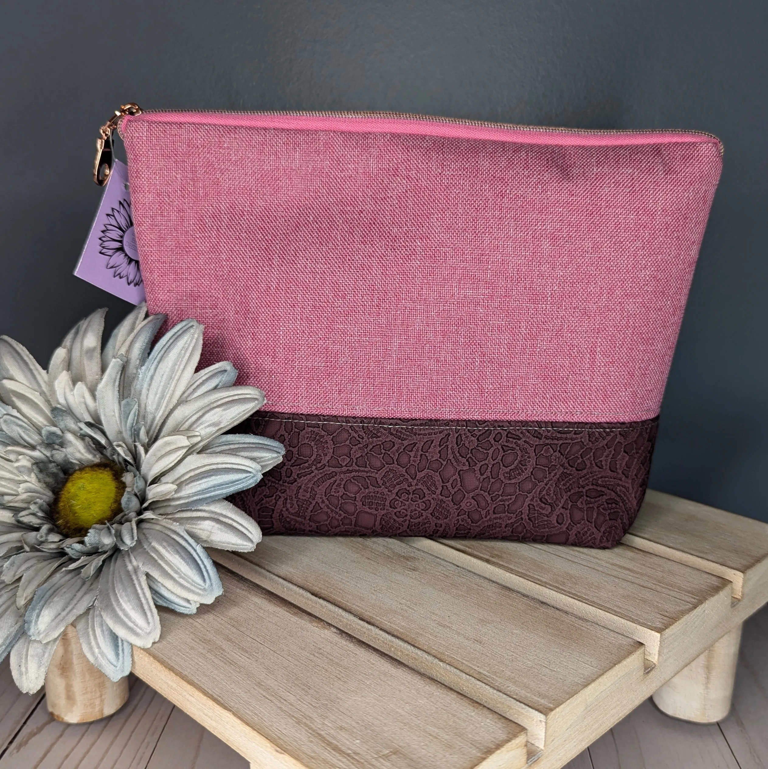 Pink/burgundy zipper pouch
