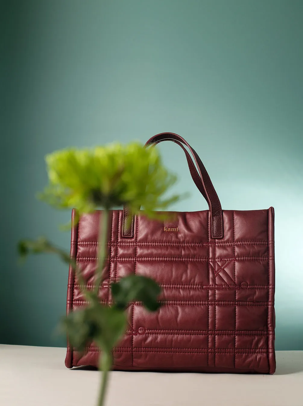 QUILTED LEATHER TOTE MAROON