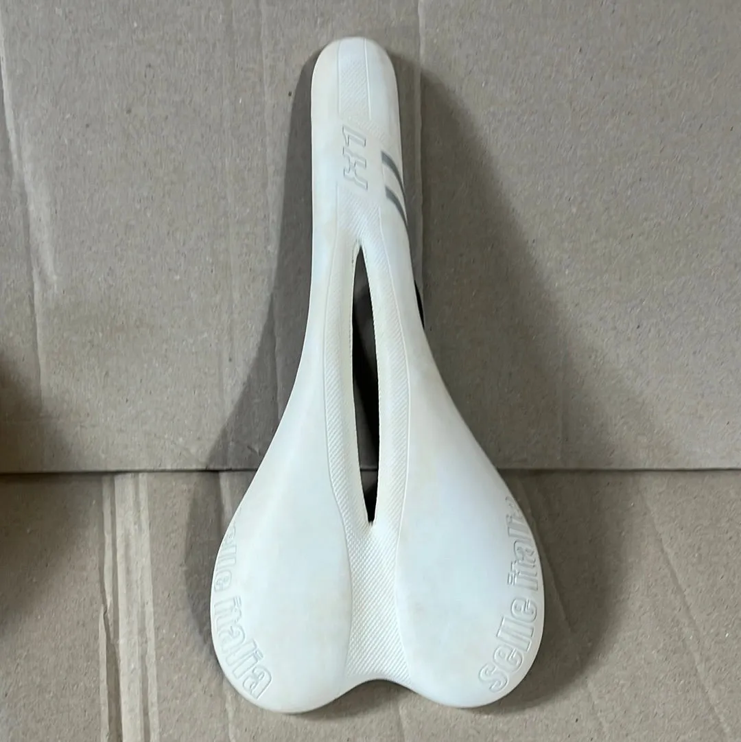 SELLE ITALIA X1 WHITE 280x135mm