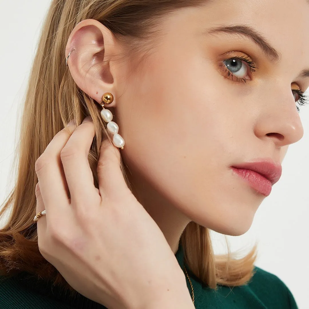 Serene Pearls Drop Mismatched Earrings