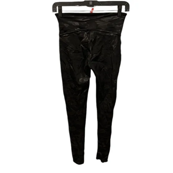 Spanx Faux Leather Camo Leggings Matte Black