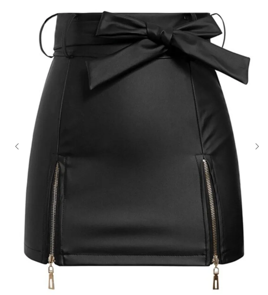 The Perfect Mini Skirt - Black