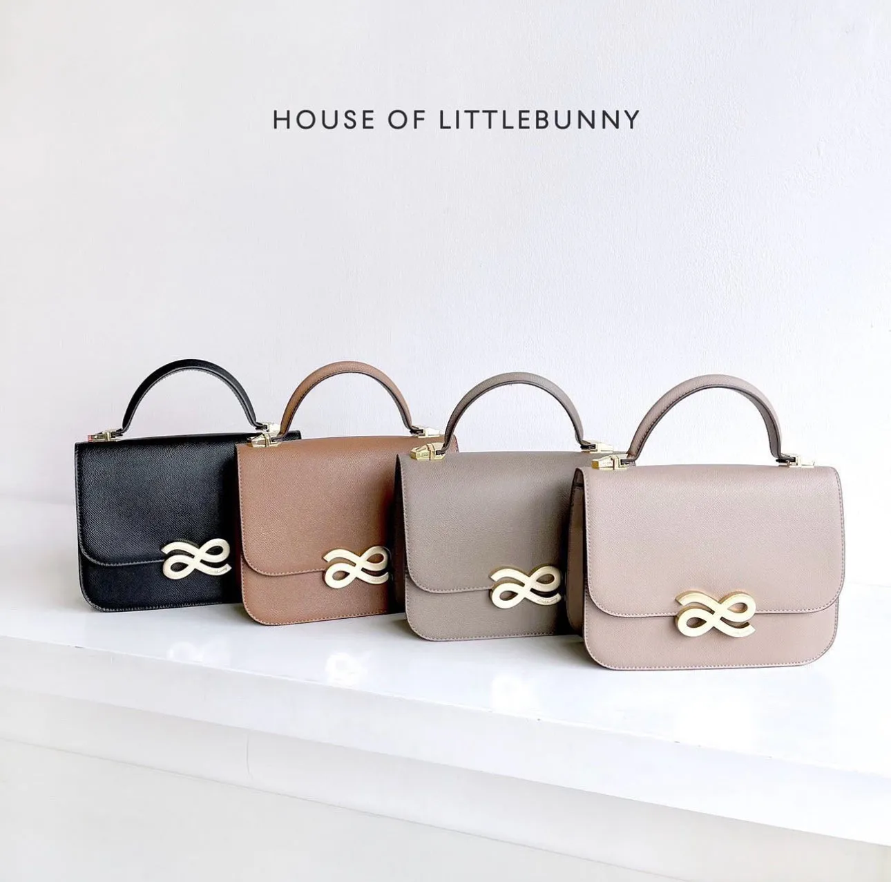 Timelessness 22 PU Clay