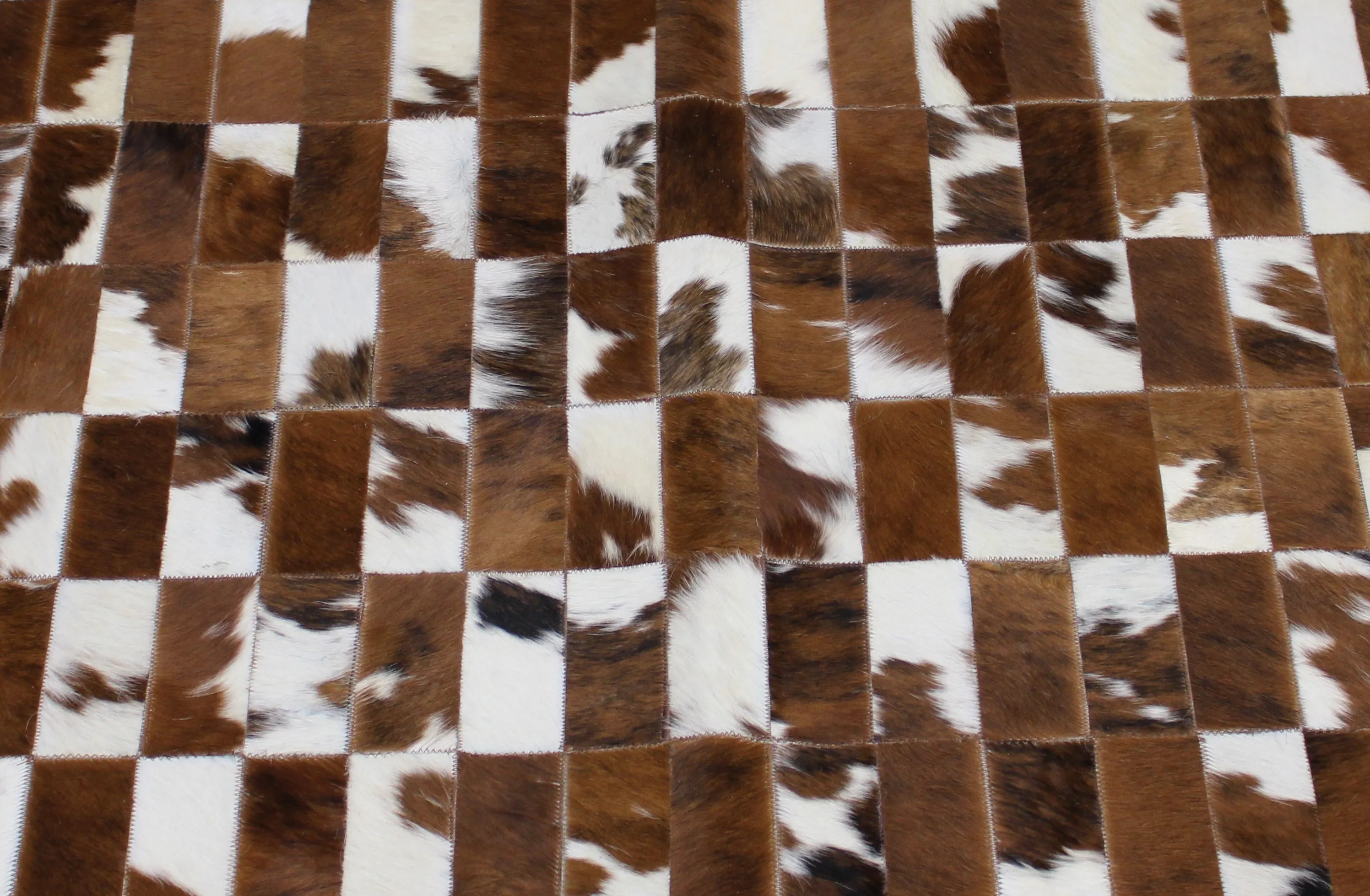 Tricolor Patchwork Cowhide Rug – Size 55 x 41 IN | 1.39x 1.04 cm | Premium Cowhide Rug