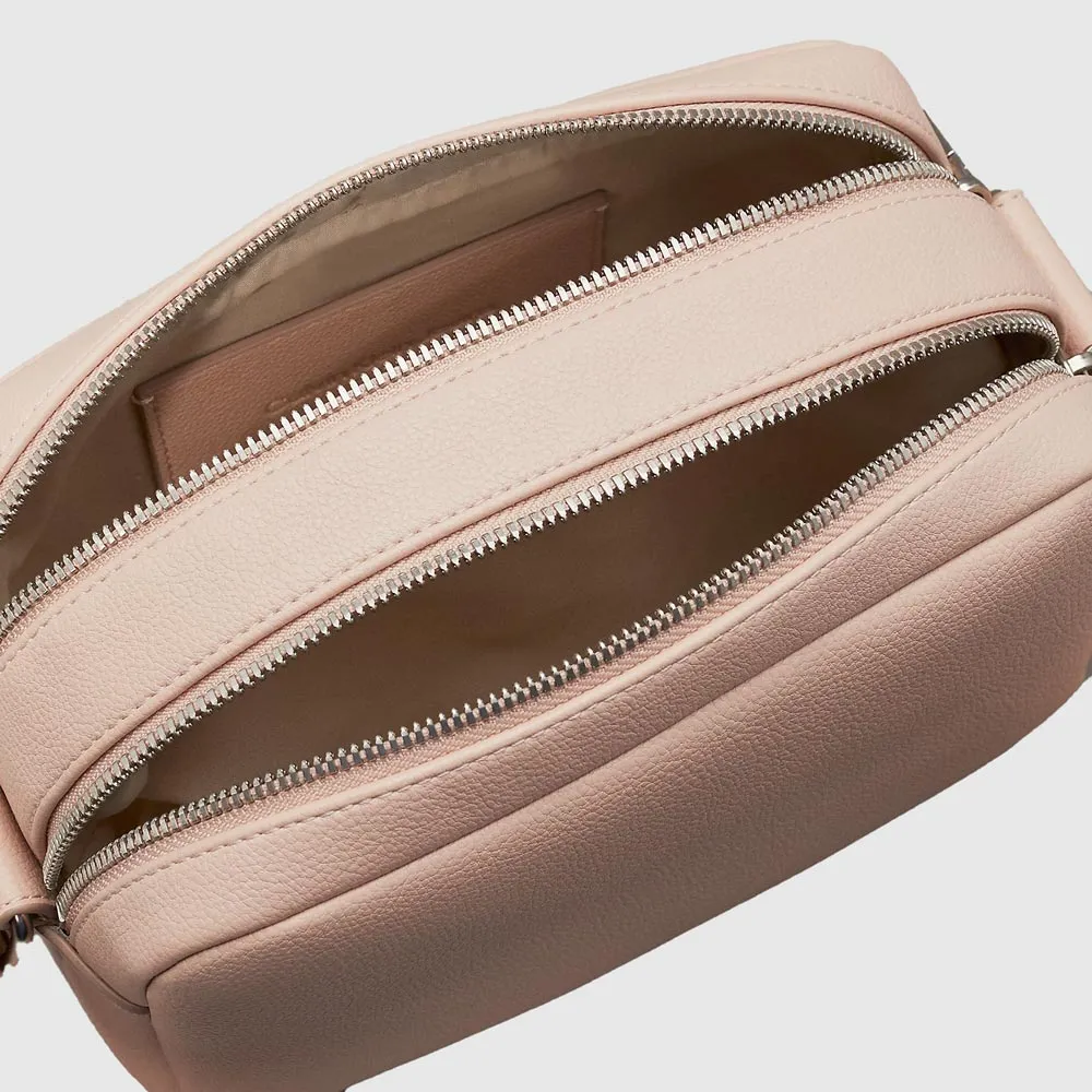 Ultralight Camera Bag - Pink