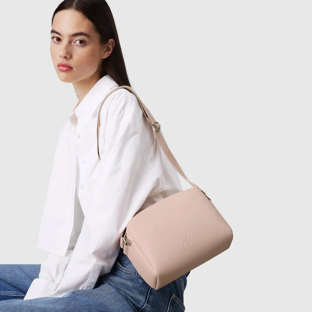 Ultralight Camera Bag - Pink