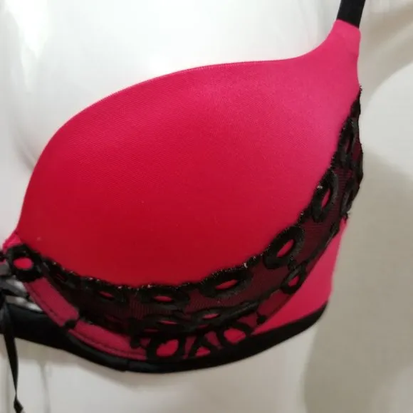 Victoria's Secret bra 32B Very Sexy Push-Up floral eyelet lace convertible 2012
