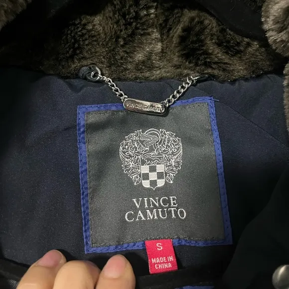 Vince Camuto Hooded Puffer Coat with Faux Fur Trim in Navy